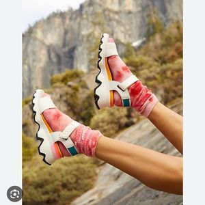 SOREL Kinetic™ Impact Y-Strap High Sandal